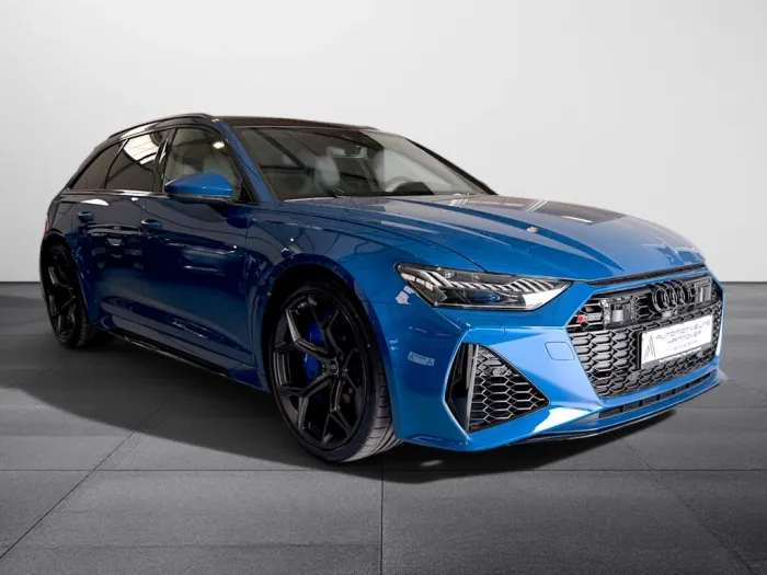 Audi RS6 PERFORMANCE/LASER/PANO/AHK/360°K./SCHALENSI.