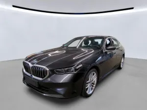 BMW 530e Hybrid -ACC-Leder-Kamera-Laser-19Zoll