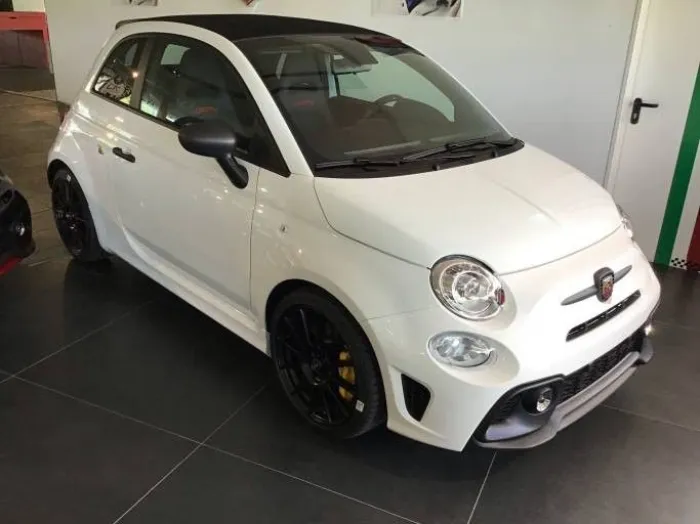 Abarth 695C*Vollausstattung mit Xenon !! MTA