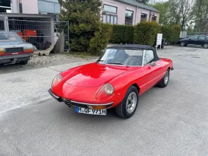 Alfa Romeo Spider 1750 Veloce