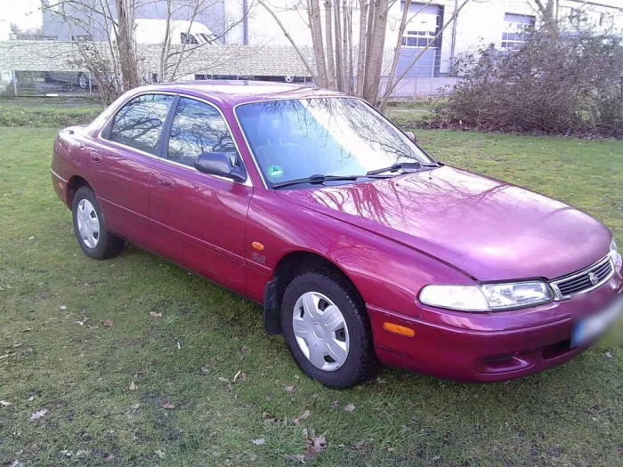 Mazda 626 1. Hand erst 115000 km Rentnerfa...