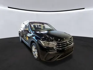 Volkswagen Tiguan Allspace 1.5 TSI 7-S*LED*NAVI*AHK*SITZ-HZ