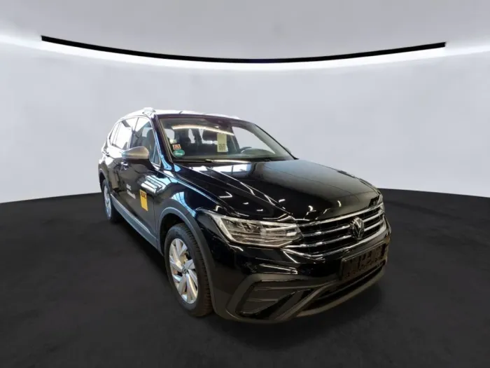 Volkswagen Tiguan Allspace 1.5 TSI 7-S*LED*NAVI*AHK*SITZ-HZ
