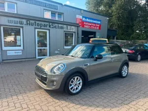 MINI COOPER SITZH°PDC°KLIMATR°PANO°TEMPOM°ALU°SH VOLL