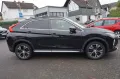 Mitsubishi Eclipse Cross Intro Edition 4WD Kamera;LED