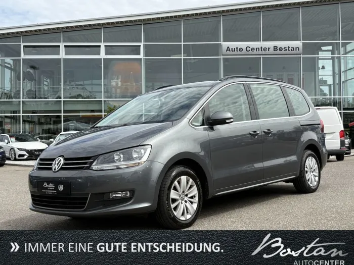 Volkswagen Sharan 1.5 TSI Comfortline NAVI/SHZ/PDC/7-SITZER