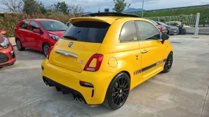 Abarth 595 1.4 Turbo T-Jet 165 CV Competizione T