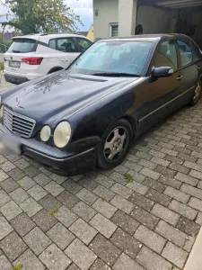 Mercedes-Benz Mercedes E Klasse 270 CDI Avantgart