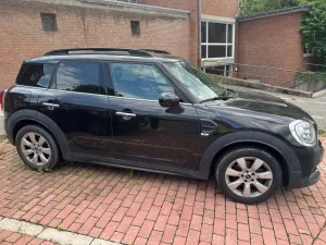 MINI Cooper Countryman in (fast) Vollausstattung