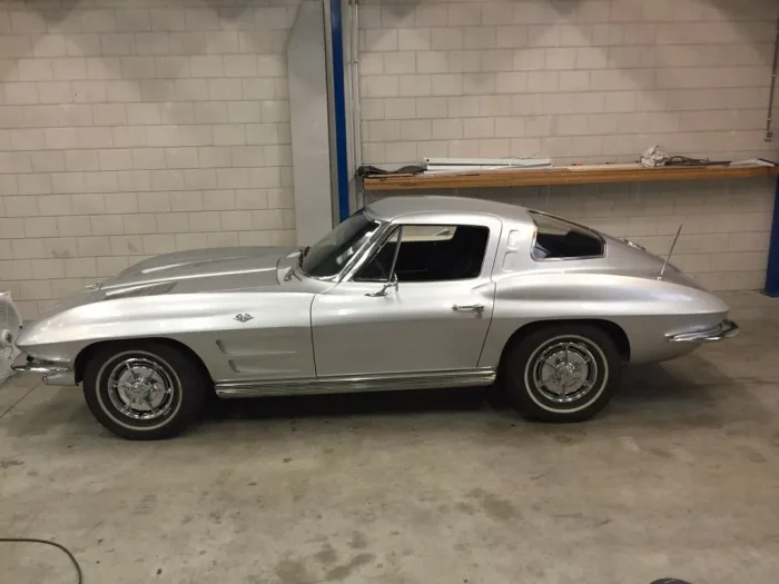 Corvette C2