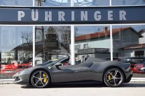 Ferrari 296 GTS *LIFT*Racing Seats*Carbon LED*Kamera*
