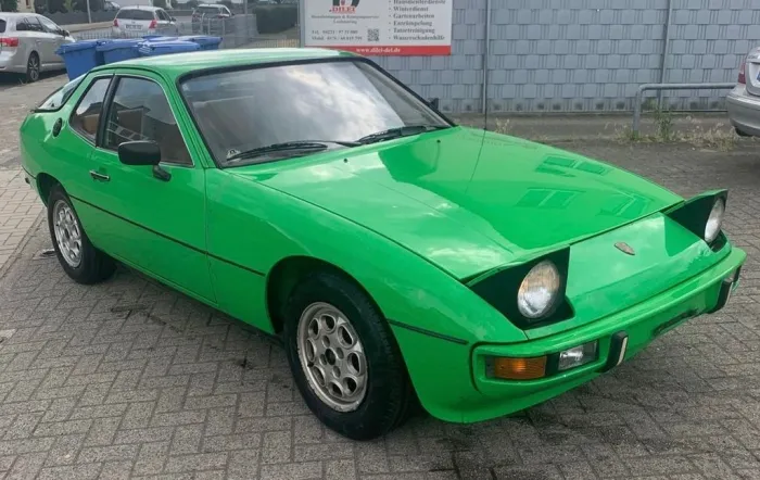 Porsche 924 mit Automatic und Originallack 