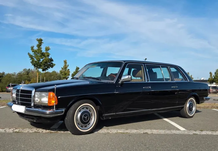 Mercedes-Benz 250 W123 Pullman,Automatik,Klima,Leder,Tüv,