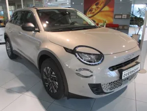 Fiat 600 (Mild-)Hybrid Special Edition 1.2 DCT