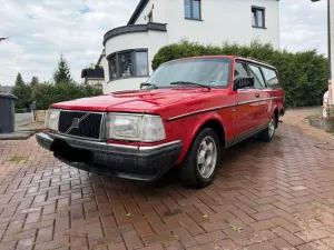 Volvo 240 245 Kombi D24 Diesel, teilweise ...