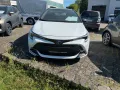 Toyota Corolla 1.8 TS Hybrid Black and White