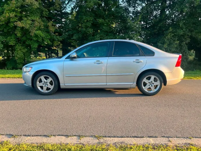Volvo S 40