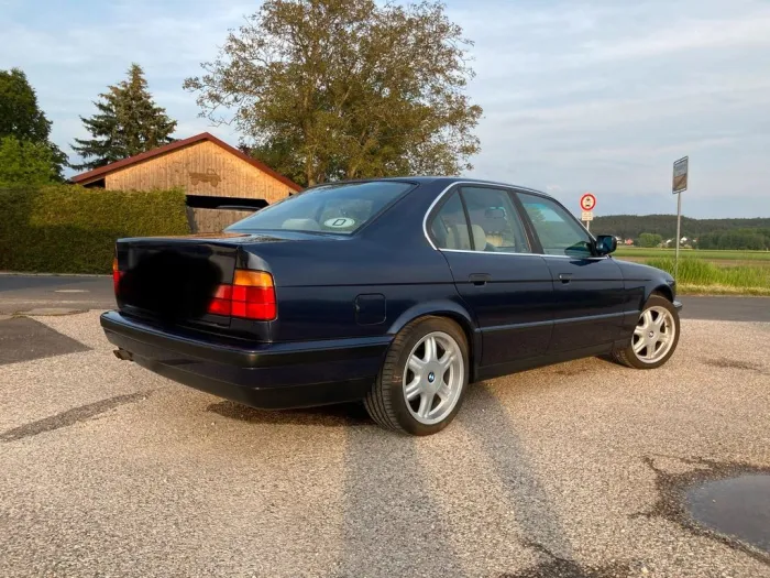 BMW Bmw 525i ohne Vanos sehr selten schöner Zu...