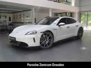 Porsche Taycan Sport Turismo /  BOSE® / Matrix / ACC / L