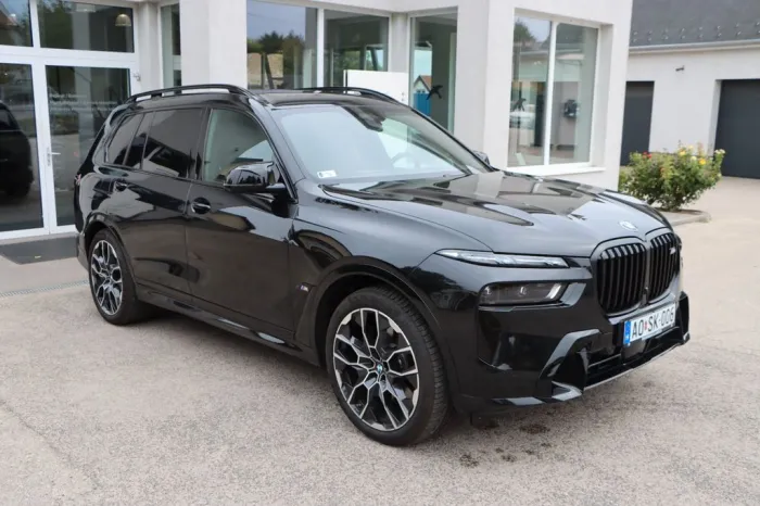 BMW X7 M60i MPro, 6 seat, Comf, Excl., B&W net €99k