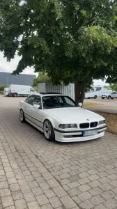 BMW e38 728i