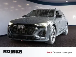 Audi Q8 S line 50 e-tron quattro MTL. AB 1.116,- EUR*