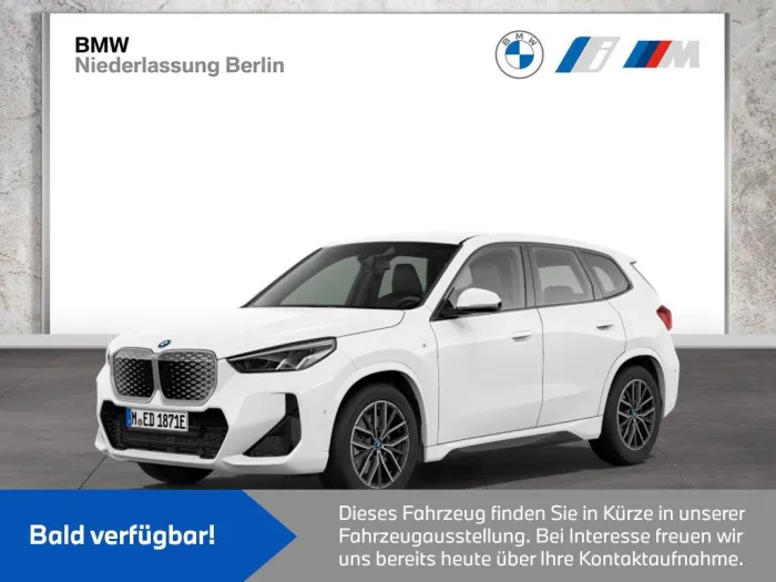 BMW iX1 xDrive30