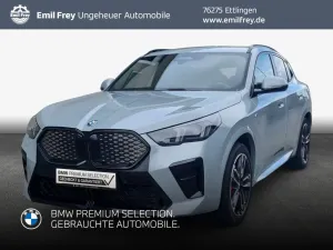 BMW iX2 eDrive20 M-PaketPro AHK LED HeadUp H&K