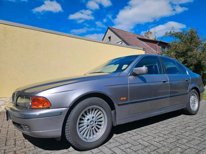BMW E39 528i mit 147tkm, H-Kennzeichen und...