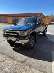 Toyota Hilux 2,4 D 4x4  Festpreis!!!