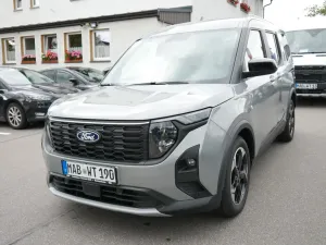 Ford Tourneo Courier Active BLIS ACC Navi Kamera