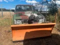 Nissan Schneepflug , Nissan 2.4 Benzin 4x4