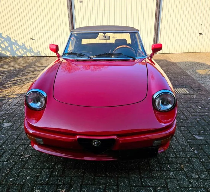 Alfa Romeo Spider 1.6, BJ 1989, Zender Tuning
