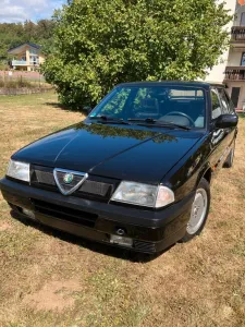 Alfa Romeo Alfa 33 Imola schwarz rostfrei Alcantara