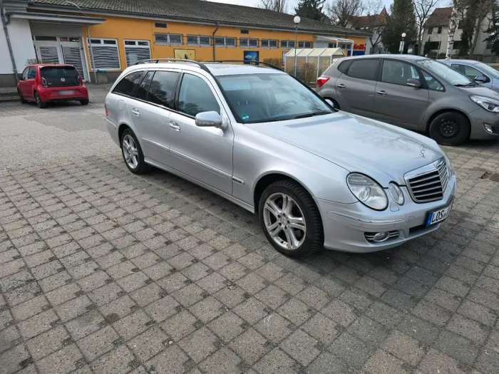 Mercedes-Benz Mercedes w211 s211 e350 kombi