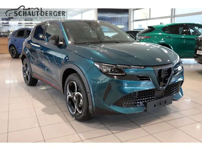 Alfa Romeo Junior Ibrida 1.2 VGT 48V-Hybrid 107 kW Speciale