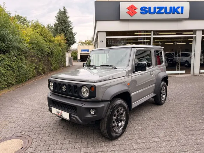 Suzuki Jimny Comfort+ AllGrip 1. HAND NAVI 4-SITZER AHK