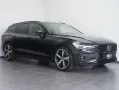 Volvo V60 B4 B DKG Plus Dark PANO/360°/LM19