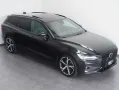 Volvo V60 B4 B DKG Plus Dark PANO/360°/LM19