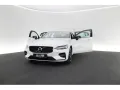 Volvo S60 B4 Plus Dark KLIMA PDC SHZ MEMORY KAMERA LED