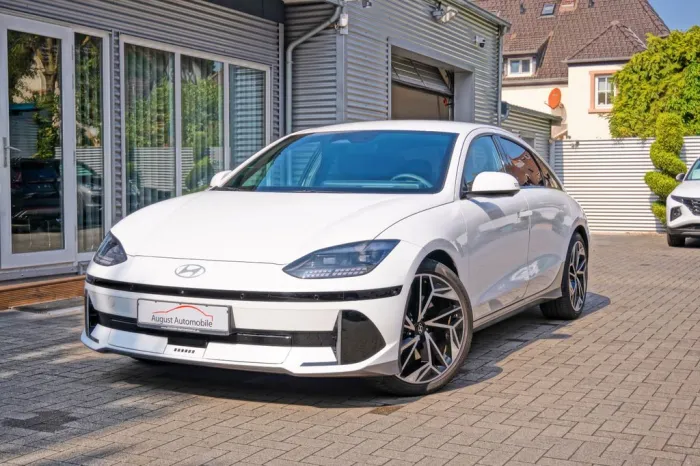 Hyundai IONIQ 6 UNIQ 360° Belüf 4xSH ACC HDA2.0 BOSE LED