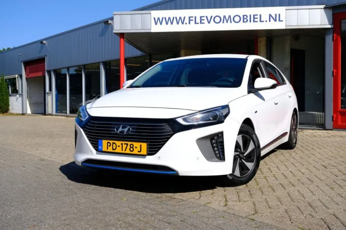 Hyundai IONIQ 1.6 GDi Comfort Aut. Navi-Clima-Cam-LMV-Ca