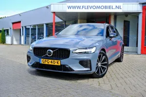 Volvo V60 2.0 T6 350pk Plug-in hybrid AWD Plus Dark Au