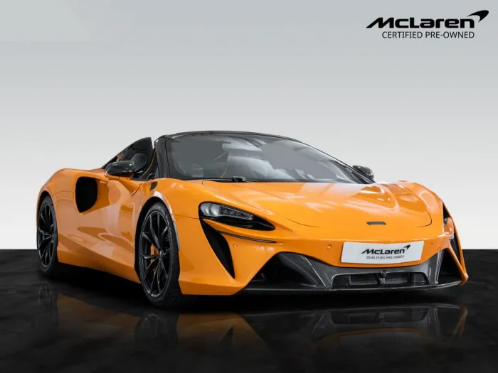 McLaren Artura Spider - Electrochromic Roof - B&W Audio