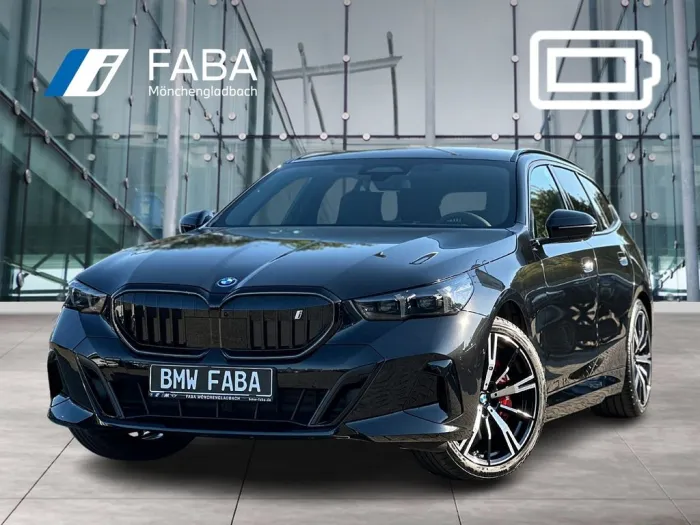 BMW i5 eDrive40 Touring M Sport Pro Head-Up DAB