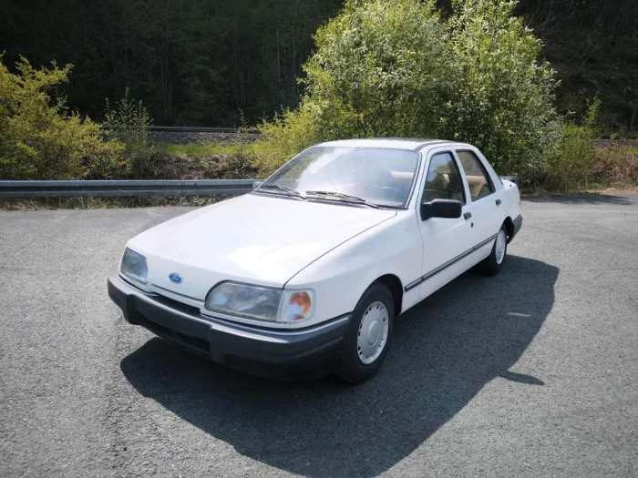 Ford Sierra 1.6 CL Stufenheck '89 Oldtimer