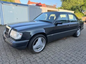 Mercedes-Benz W124 E230 mit H-Zulassung UNFALLFREI!