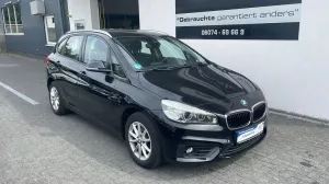 BMW Active Tourer 216 i LED/Navi 1 Jahr  Garantie