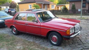 Mercedes-Benz Mercedes w123 230e