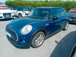 MINI Mini Cooper 1.5 D 5 porte automatico